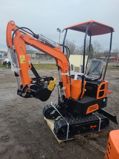 AGT QH12 Mini Excavator