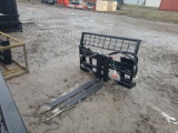 AGT Pallet Forks w/ Hydraulic Adjustment