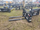 AGT Pallet Forks w/ Hydraulic Adjustment
