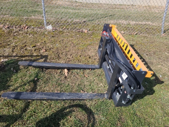 Wolverine Fork Attachment w/ Hydraulic Adjustable Forks