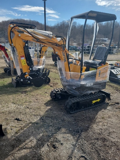 Yellow Captok CK10 Mini Excavator