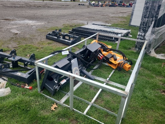 Landhonor Rotating Grapple Attachment - 6000lb w/ Controls