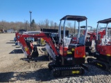 Lanty LAT-13 Mini Excavator w/ 13.5 hp Engine & Thumb