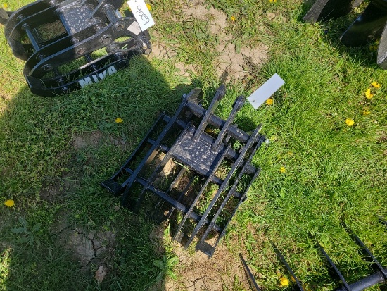 Miva 15" Mini Excavator Grapple