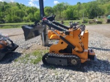 LandHero LDH-HY450 Mini Skid Loader