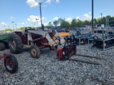 International 444 Gas Tractor w/ Loader