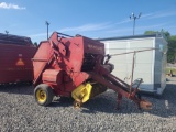 New Holland 845 Round Baler
