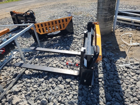 Wolverine Forks w/ Hydraulic Adjustment