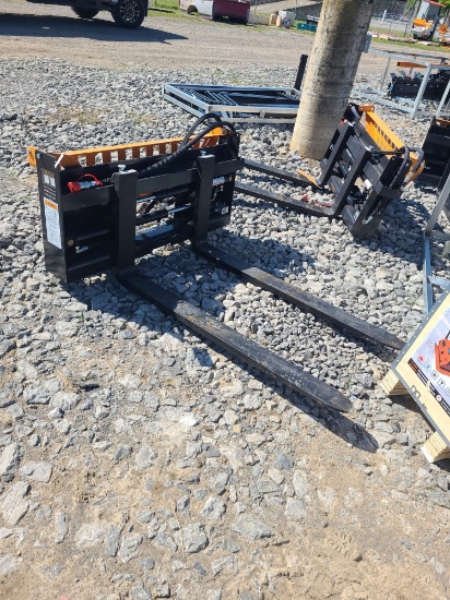 Wolverine Forks w/ Hydraulic Adjustment