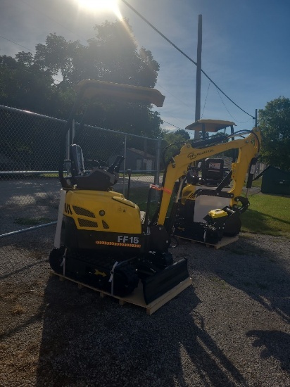 FF Ind. FF15 Mini Excavator w/ Canopy