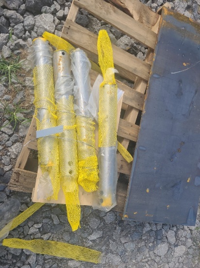 4 - 80mm Excavator Pins