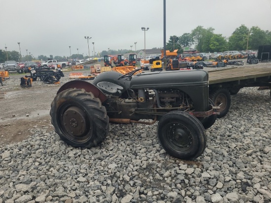 Ford 2N Parts Tractor