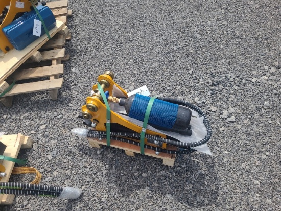 Miva Mini Excavator Breaker w/ 2 Bits