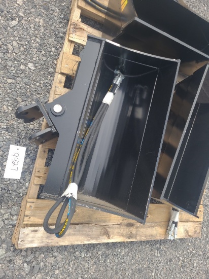 Miva Mini Excavator 24" Hydraulic Tilt Bucket