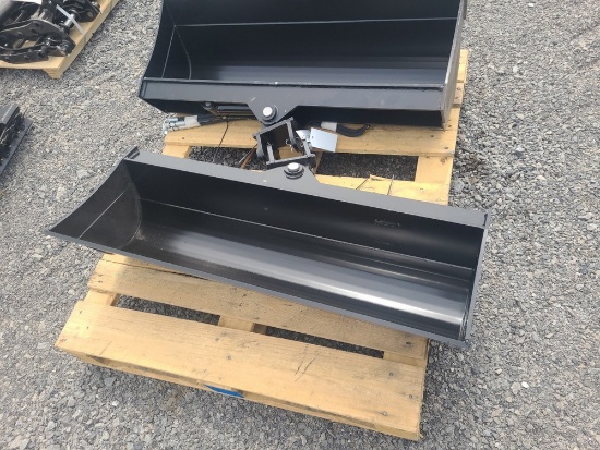 Miva Mini Excavator 40" Hydraulic Tilt Bucket