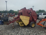 New Holland 846 Round Baler