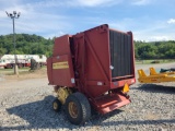 New Holland 640 Round Baler