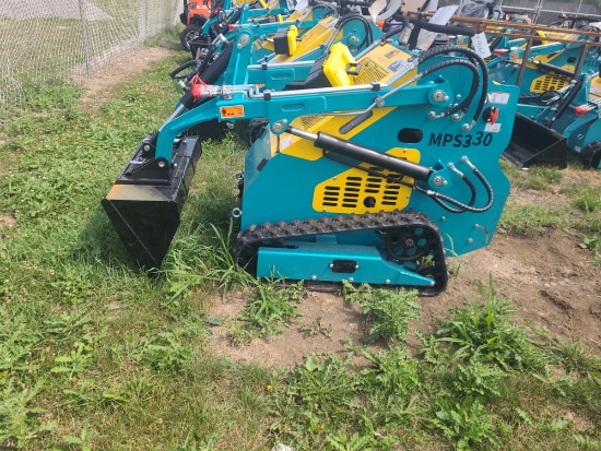 Machpro MPS330 Skid Loader