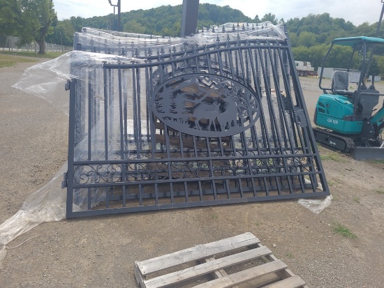 20' Driveway Gates w/ Deer Scene