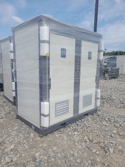 Bastone Mobile Double Toilets