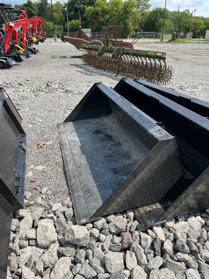 Swict 66" Bucket
