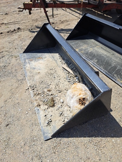 Swict 66" bucket