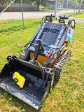 Infront YF380 Skid steer loader w/ 4-in-1 bucket