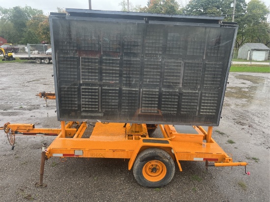 Trailer mounted message sign