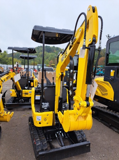 Machpro MP15 Mini Excavator w/ Thumb