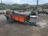 New Idea Ground Drive Manure Spreader