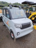 Raccoon RC-G200 Electric Car w/ Damage