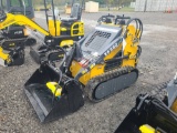 Infront YF380 Mini Skid Loader w/ 4 in 1 Bucket