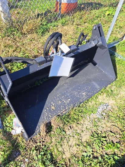Wolverine Mini Skid Loader 48" 4 in 1 Bucket