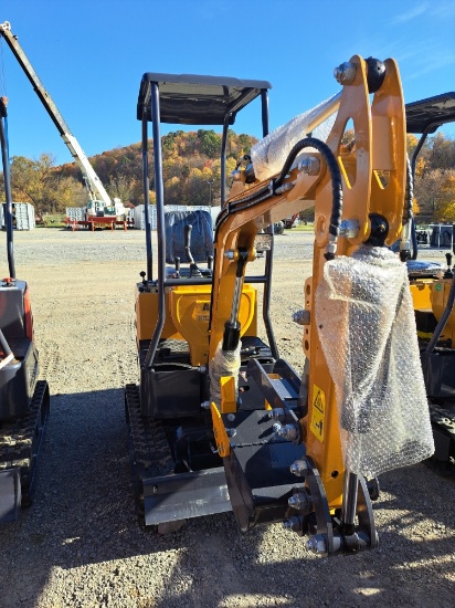 AGT MX12R Mini Excavator w/ Thumb