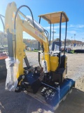 AGT QH12R Mini Excavator w/ Thumb