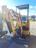 AGT H15 Mini Excavator w/ Thumb & Blade
