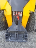 Infront YF480 skid loader w/ 4-in-1 bucket and roof