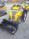 Infront YF480 skid loader w/ 4-in-1 bucket and roof