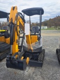 Infront YFE15 Mini excavator w/ hydrolic thumb and cab roof
