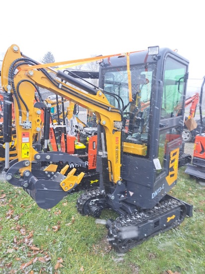 AGT DM13-C Mini Excavator w/ Full Cab, Thumb & Blade