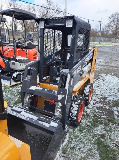 AGT KRW232 Skid Loader