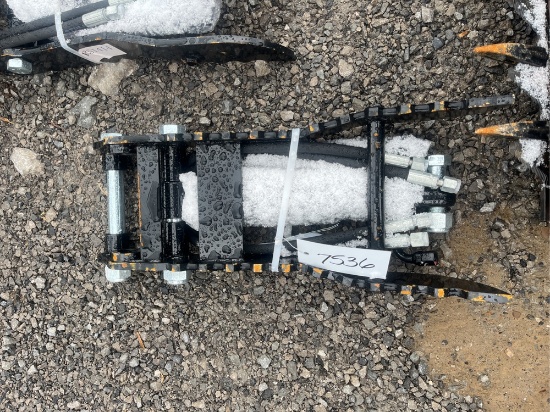 Miva Mini Excavator Thumb w/ Hoses