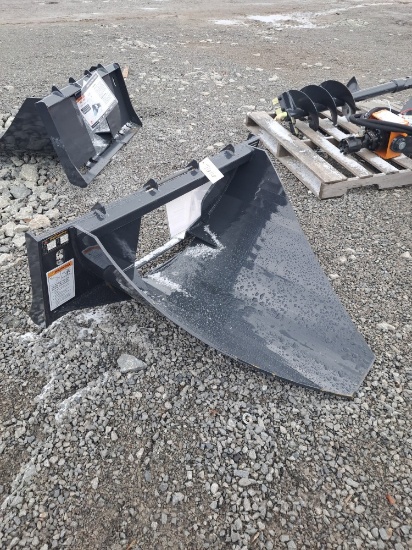 Wolverine Tree Spade Bucket