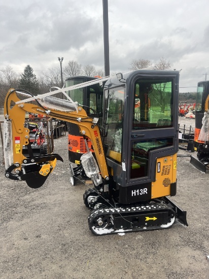 AGT H13R Mini Excavator w/ Full Cab & Thumb