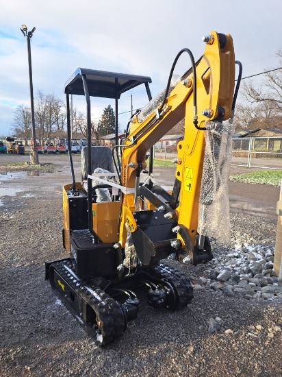 AGT H12R Mini Excavator w/ Thumb