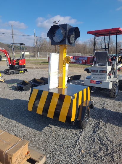 HYGE HG-XHD14 Portable Traffic Light - Solar