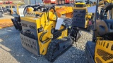 Infront YF380 Mini Skid Loader w/ 4 in 1 Bucket