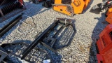 Giyi Skid Loader Forks