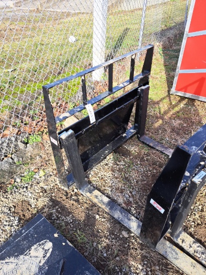 Mini skid steer 42" fork attachment