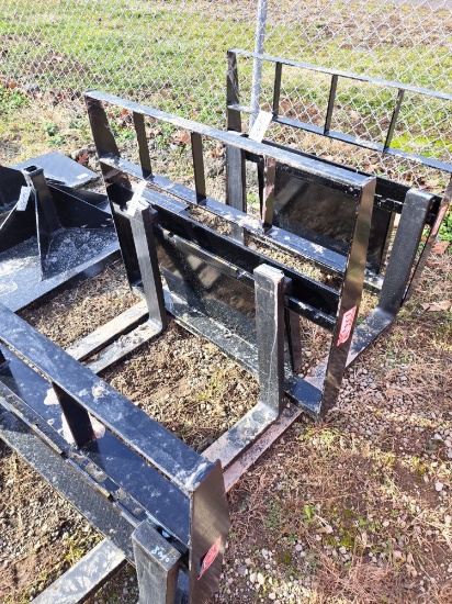 Mini skid steer 42" fork attachment